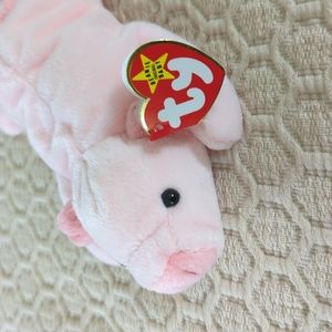 NWT Squealer beanie baby